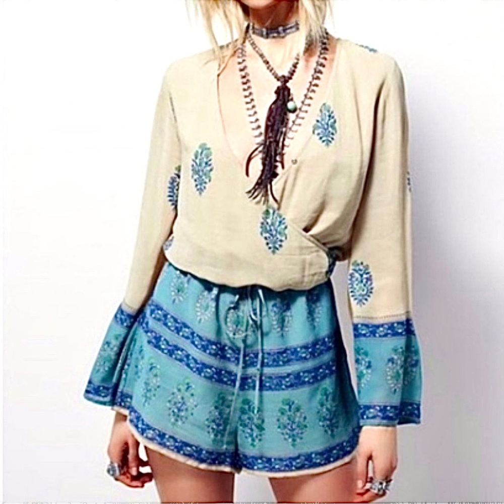 NWOT Free People Bell Sleeve Romper